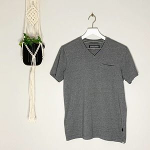 PD&C Mens V-Neck Pocket Tee Shirt